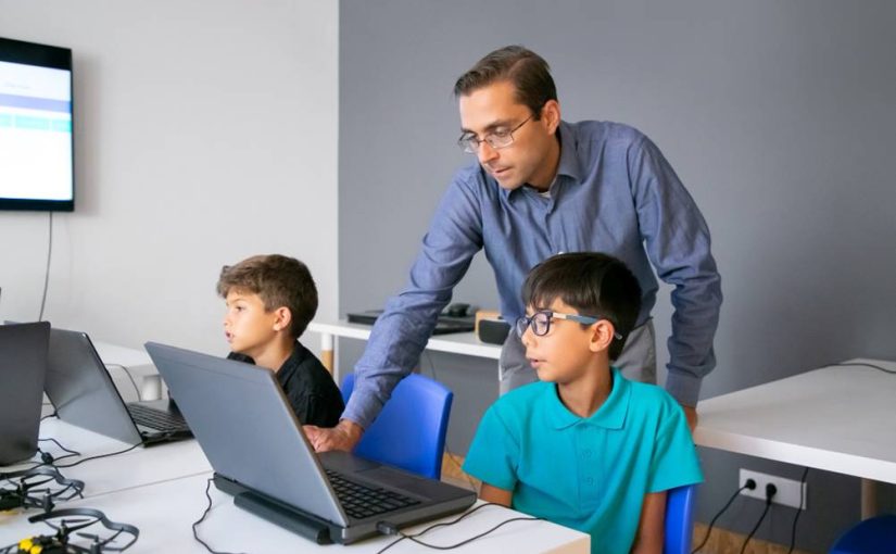 Guru Abad 21, Profesional dan Inspiratif