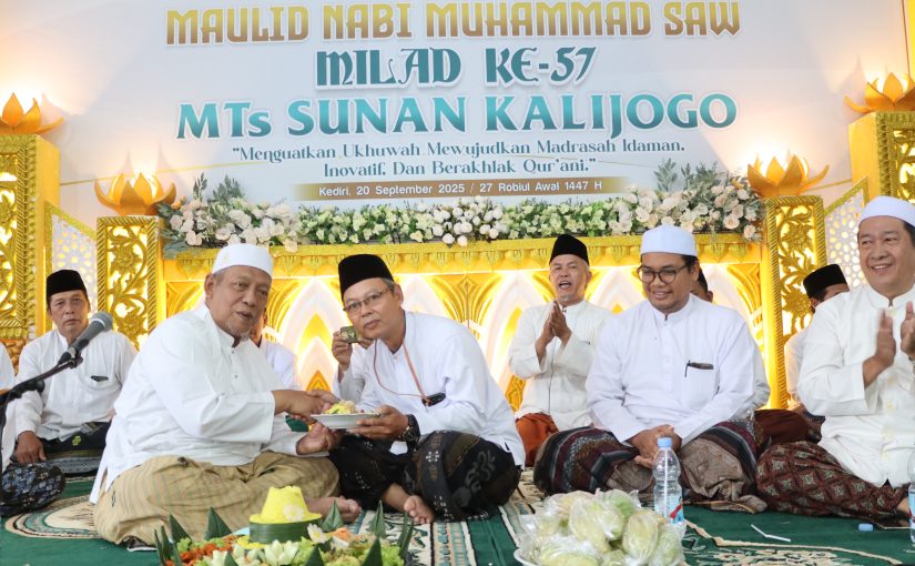 Maulid Nabi Muhammad SAW dan Milad ke-57 MTs. Sunan Kalijogo