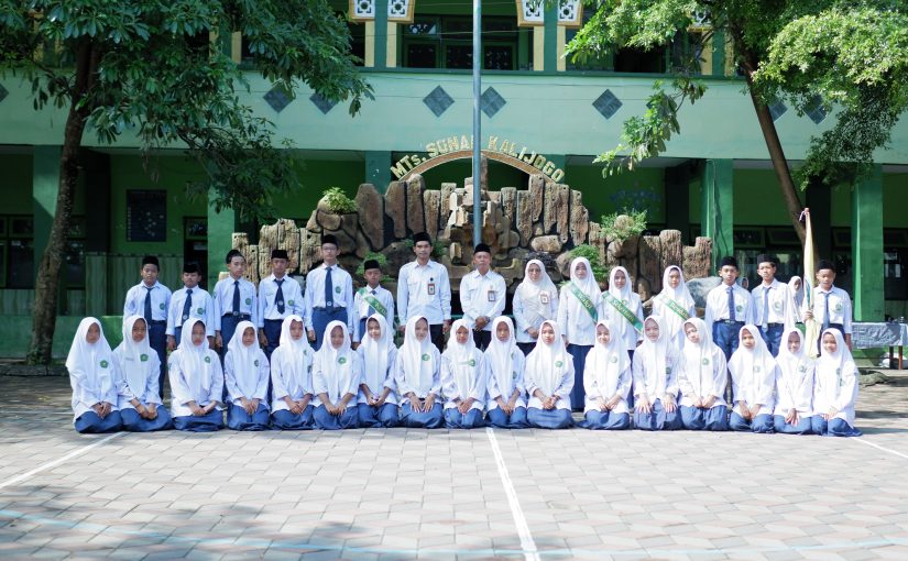 Pelantikan Pengurus OSIM MTs Sunan Kalijogo Periode 2025-2026 Sukses Digelar